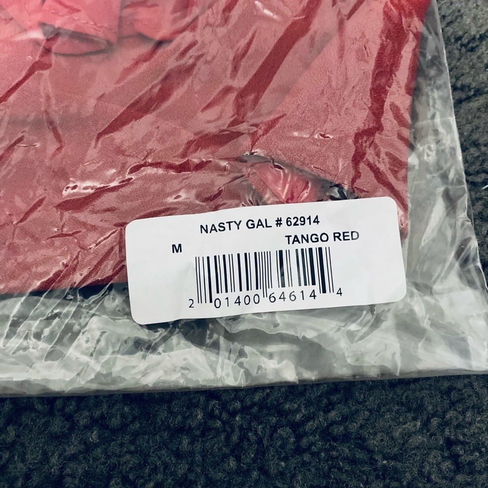 Nasty Gal Halter Top (Tango Red) - Picture 7 of 7